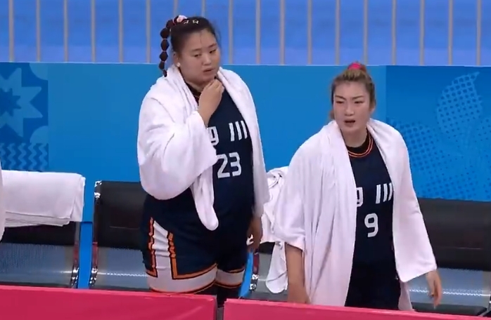 低迷一战！李梦6中1得到2分1抢篮板3助攻