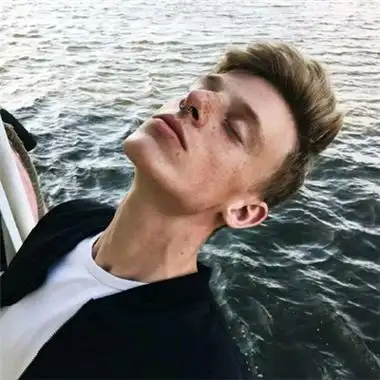 6686体育合作伙伴眷恋的温暖